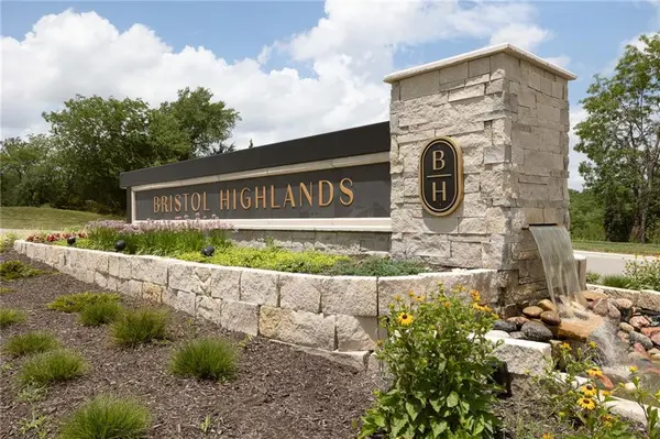7946 Millridge ST, Shawnee, KS 66220
