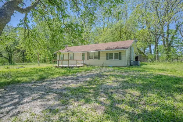 442 128th TER, Fort Scott, KS 66701