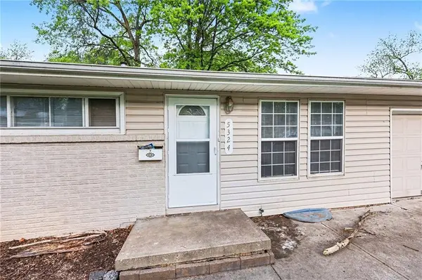 5324 Hunter ST, Raytown, MO 64133