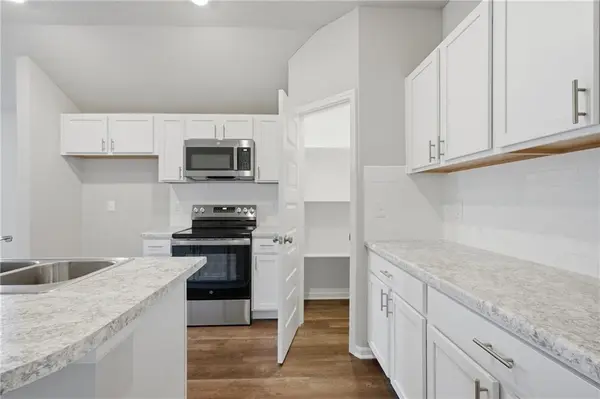 628 W Bluebird ST, Gardner, KS 66030