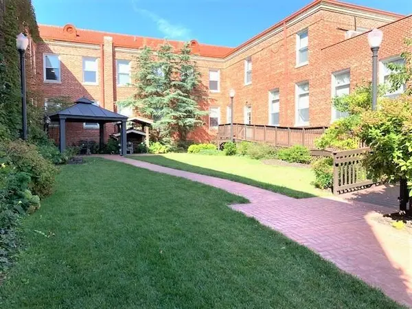 3500 N Village Suite GL35 DR, St Joseph, MO 64506