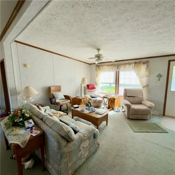 132 Markum RD, Gravois Mills, MO 65037