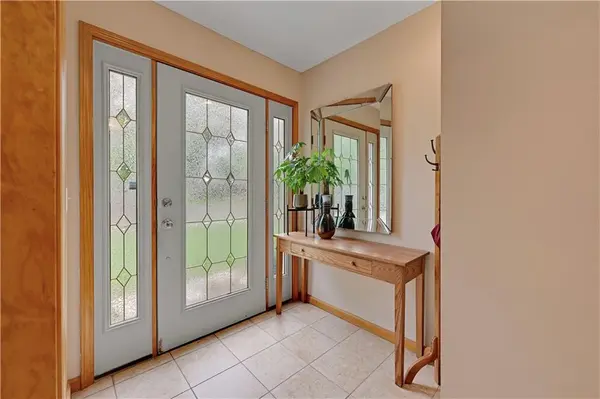 6501 W 94th TER, Overland Park, KS 66212