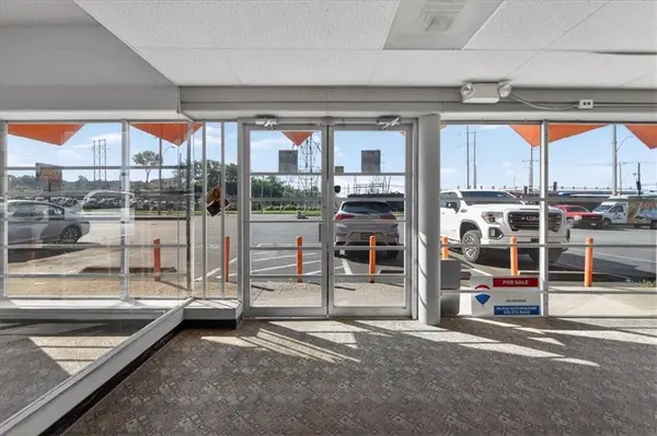 7800 Winner RD, Kansas City, MO 64125