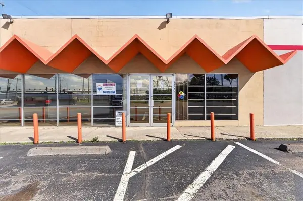 7800 Winner RD, Kansas City, MO 64125