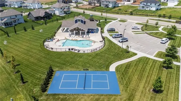 17422 W 169th PL, Olathe, KS 66062
