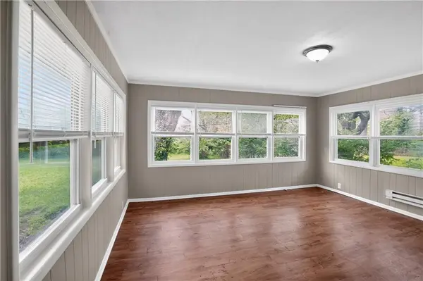 11012 Cambridge AVE, Kansas City, MO 64134