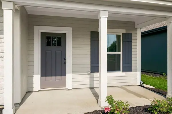 1600 Cottonwood Creek AVE #2, Kearney, MO 64060