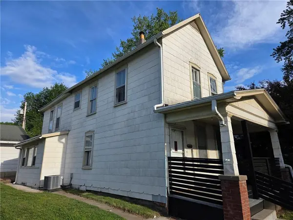 3112 N 11th ST, St Joseph, MO 64505