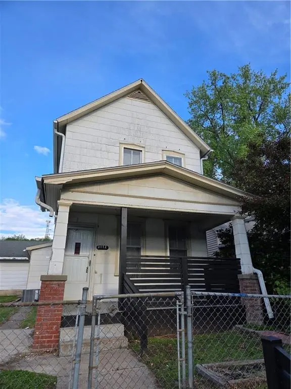 3112 N 11th ST, St Joseph, MO 64505