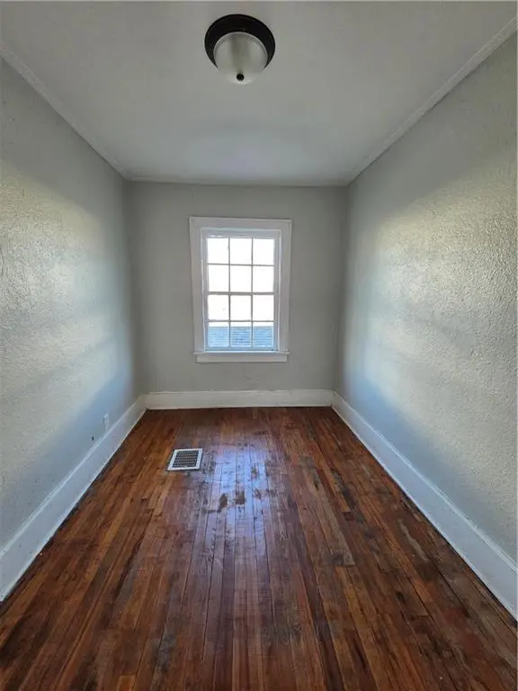 1803 Saint Joseph AVE, St Joseph, MO 64505