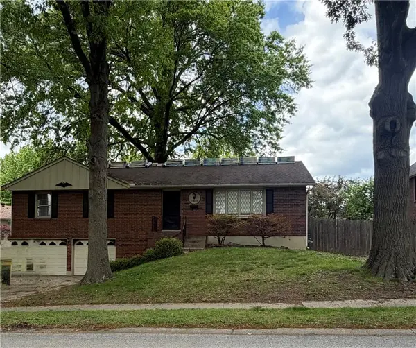 15012 E 42nd TER, Independence, MO 64055