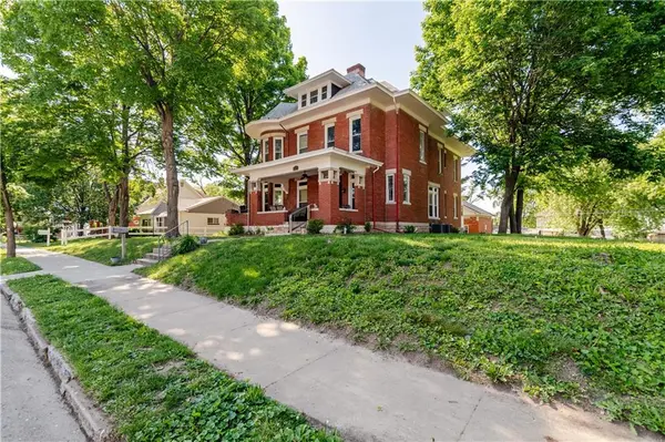 1120 Kansas AVE, Atchison, KS 66002