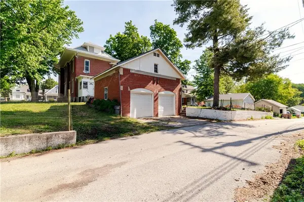 1120 Kansas AVE, Atchison, KS 66002