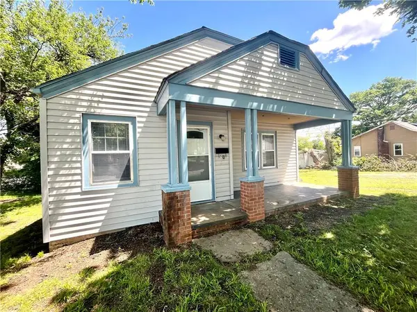 227 S Lynn ST, Nevada, MO 64772