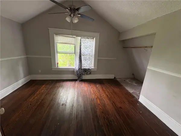 2206 Montgall AVE, Kansas City, MO 64127