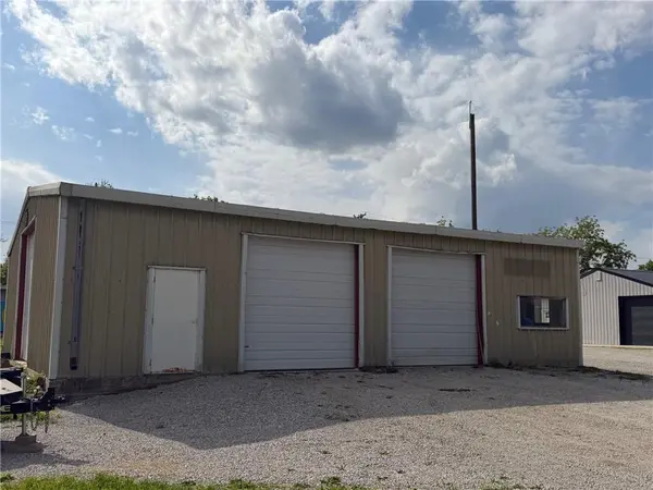 410 S Main ST, Archie, MO 64725