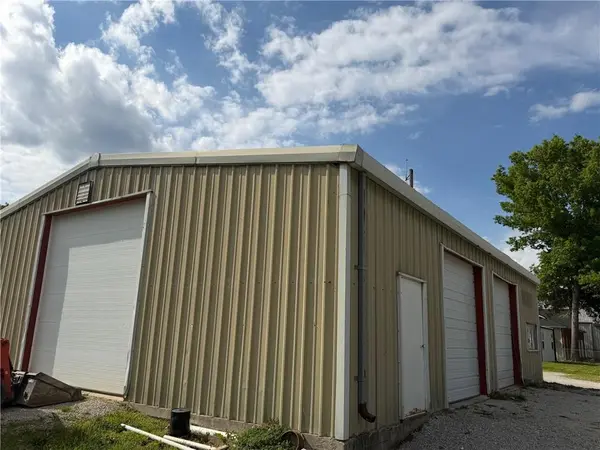 410 S Main ST, Archie, MO 64725