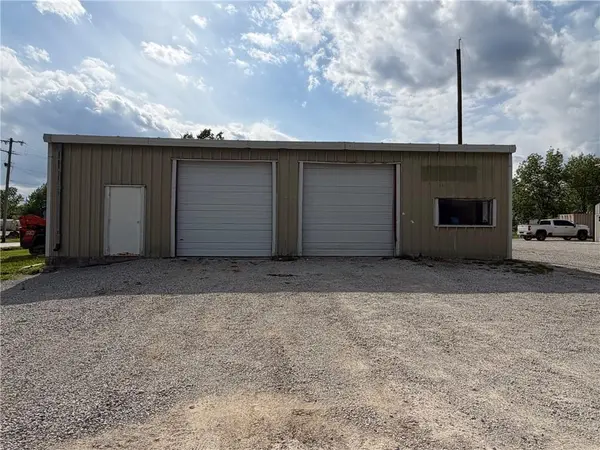 410 S Main ST, Archie, MO 64725