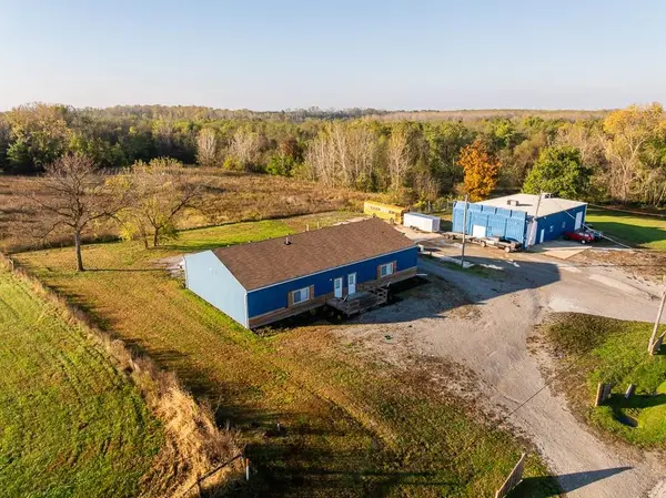 700 W 40 HWY, Sweet Springs, MO 65351