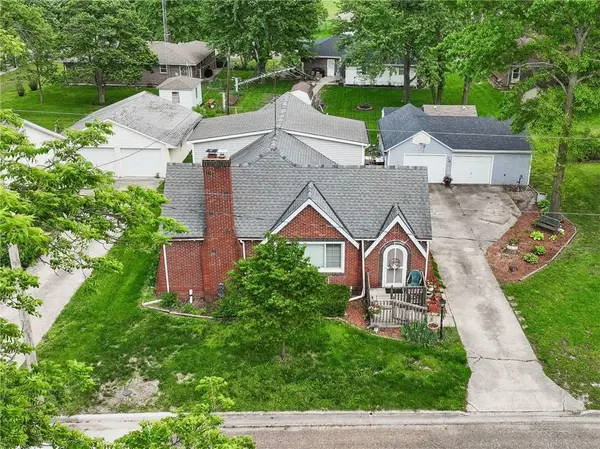 1015 S Saint Louis ST, Concordia, MO 64020