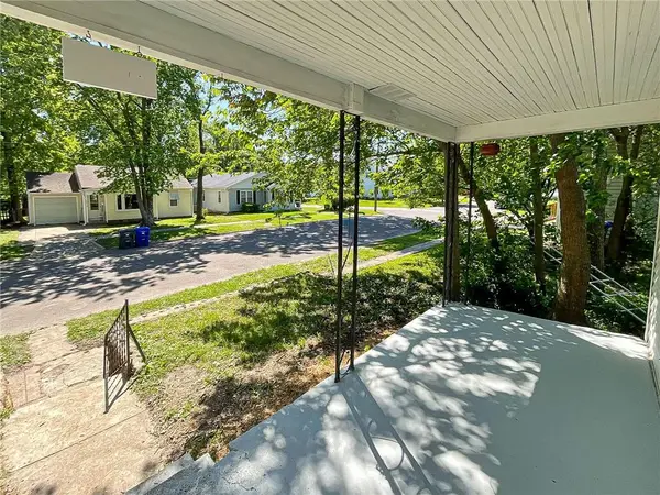 1720 S Stewart AVE, Sedalia, MO 65301