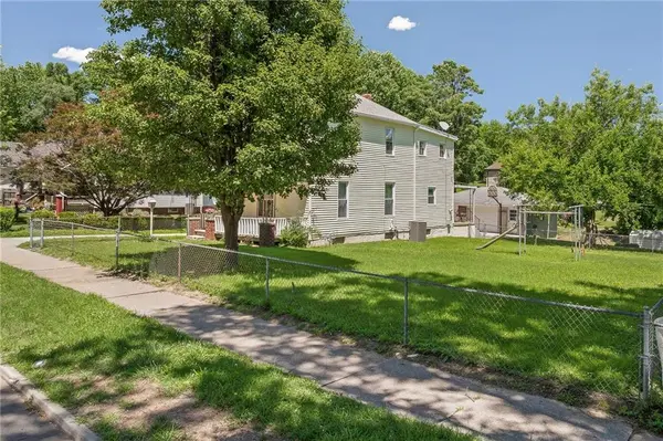 5507 S 2nd ST, St Joseph, MO 64504