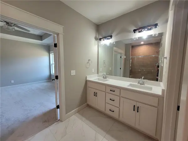 15017 W 130th ST, Olathe, KS 66062