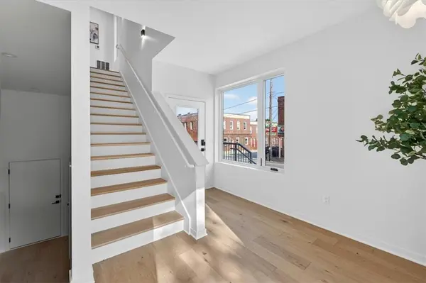 1025 Pacific ST, Kansas City, MO 64106