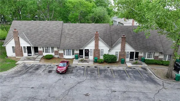 9730 Locust ST, Kansas City, MO 64131