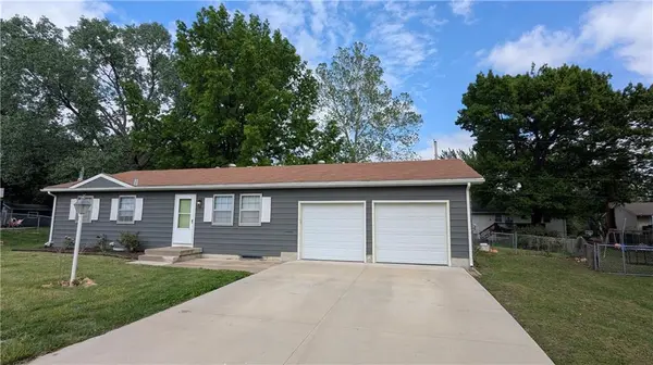 3622 SE Pinecrest CT #SE, Topeka, KS 66605