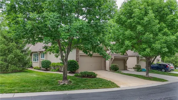 6316 W 145th ST, Overland Park, KS 66223