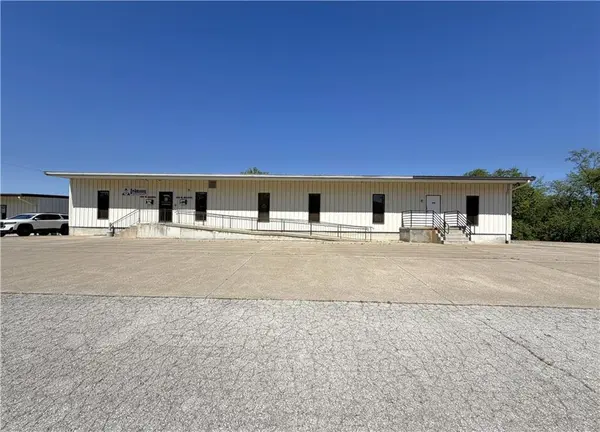 305 N Mason ST, Carrollton, MO 64633