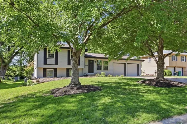 3401 NE 67th ST, Kansas City, MO 64119