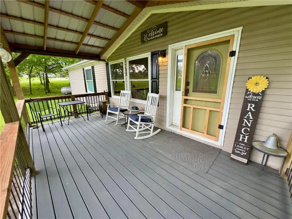 1981 SW State Route 2 HWY, Garden City, MO 64747