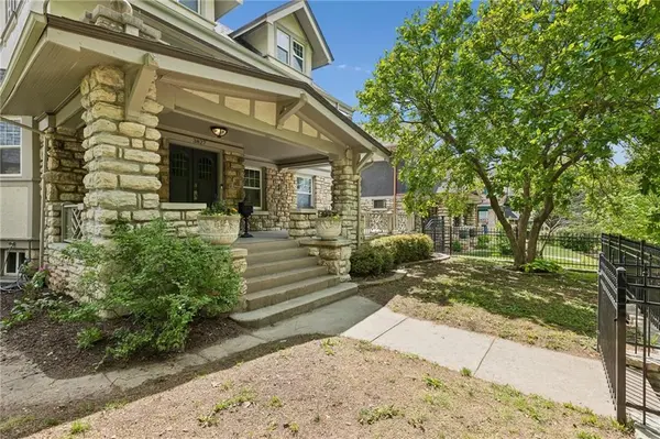 3827 Harrison BLVD, Kansas City, MO 64109