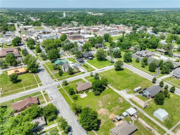 436 E 13th Street Lot 9 ST, Baxter Springs, KS 66713