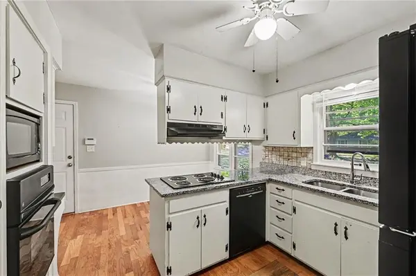 10508 E 82nd ST, Raytown, MO 64138
