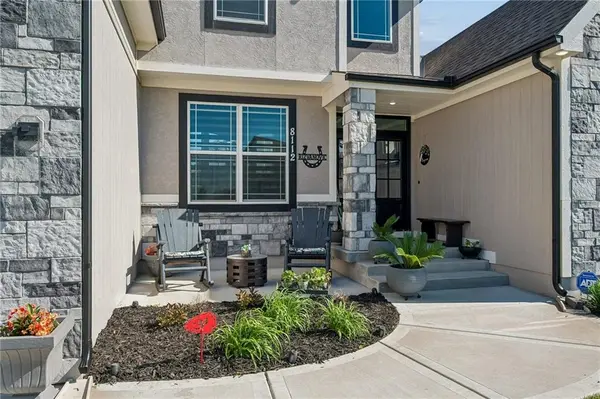 8112 NW 90th ST, Kansas City, MO 64153