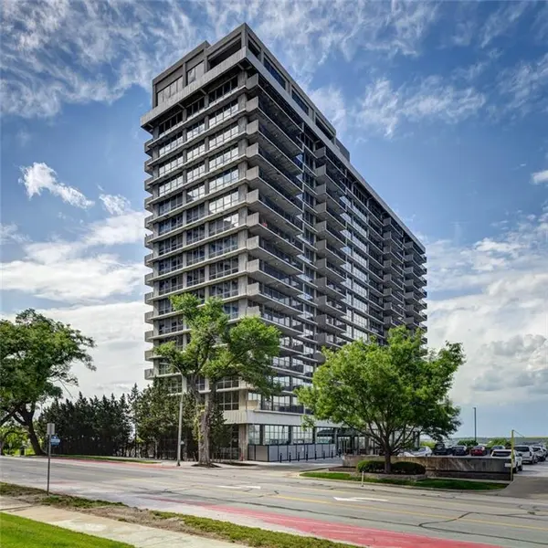 600 E Admiral BLVD #305, Kansas City, MO 64106
