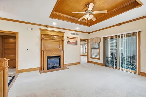 11404 Trevor DR, Peculiar, MO 64078
