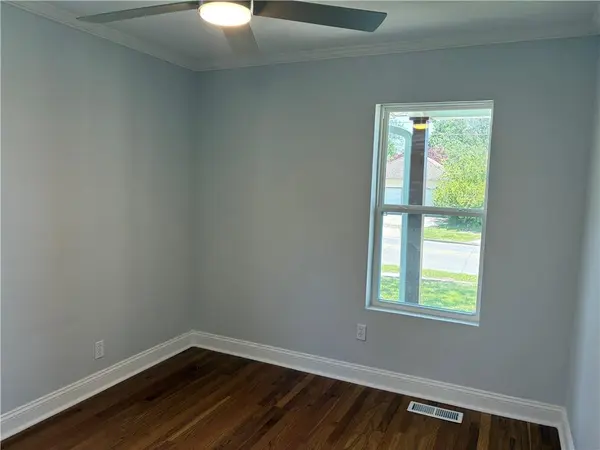 107 E 20th ST, Pittsburg, KS 66762