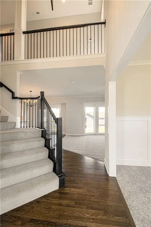 6004 NE 118th ST, Kansas City, MO 64156