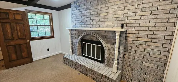 1104 SW MIC-O-SAY DR, Blue Springs, MO 64015