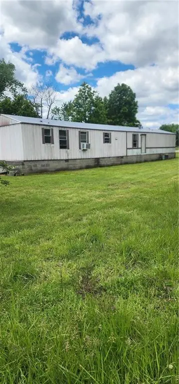 8315 NW High ST, Amsterdam, MO 64723