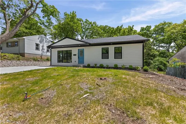 2815 S 24 ST, Kansas City, KS 66106