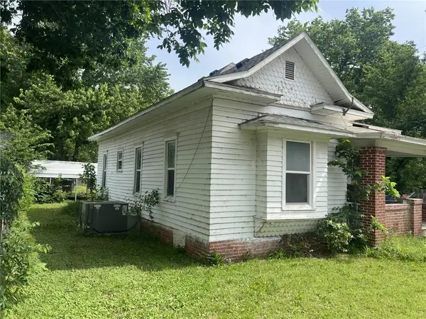 815 Washington ST, Fredonia, KS 66736