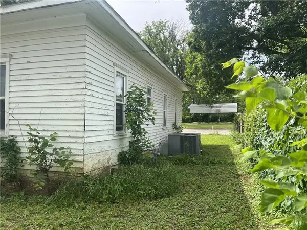 815 Washington ST, Fredonia, KS 66736