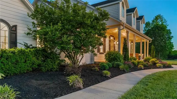 21225 S Cedar Niles RD, Spring Hill, KS 66083