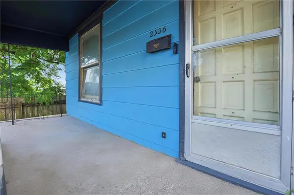 2336 Belleview AVE, Kansas City, MO 64108